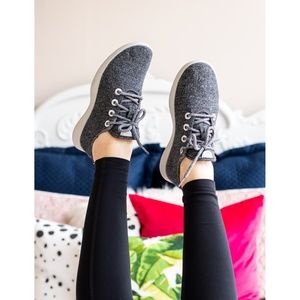 Allbirds Wool Runners Size 6